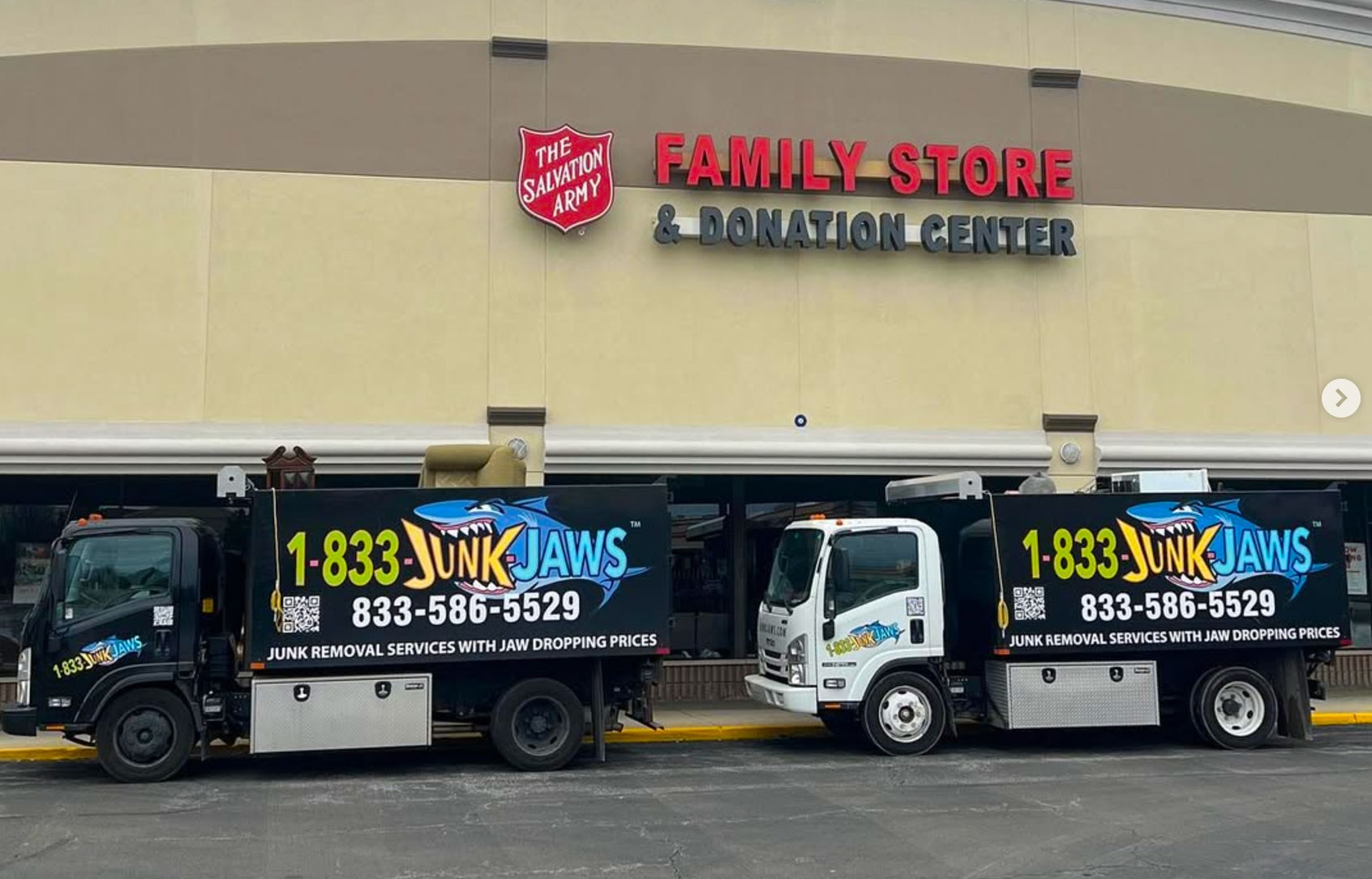 Junk Jaws crew dropping off usable items at a Chicago donation center